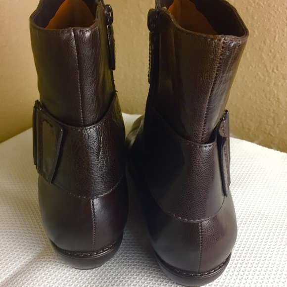 Cole Haan brown leather ankle boot 9.5 B - Picture 7 of 16